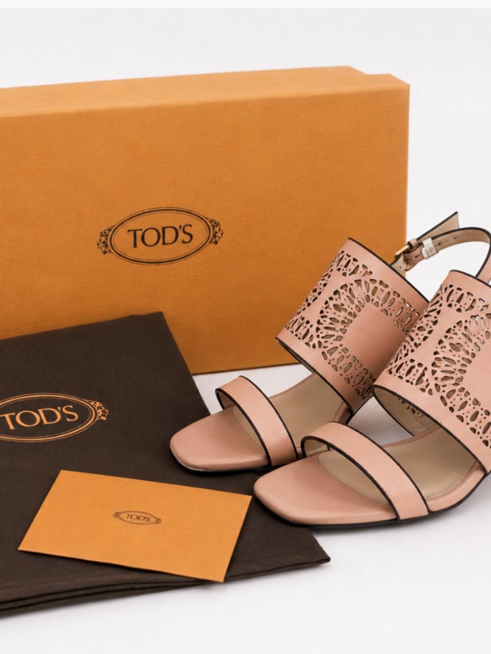 Tod’s Sandalo Cuoio Catena Biz Sandals Blush Pink